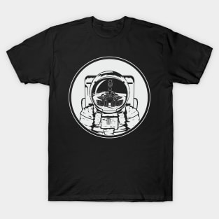 The astronaut met the tank T-Shirt